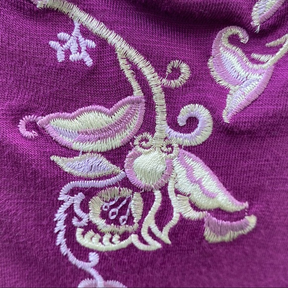 WHBM Long Sleeve Embroidered Top - Picture 13 of 16